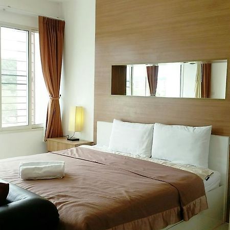 The Seacraze Hua-Hin By Montri C. Apartment Hua Hin Exterior photo