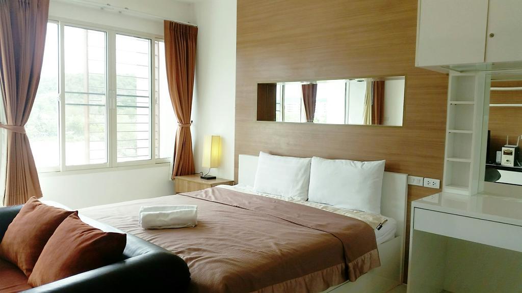 The Seacraze Hua-Hin By Montri C. Apartment Hua Hin Exterior photo